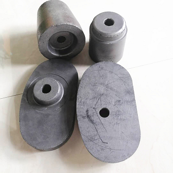 Refractory nozzle for steel ladle tundish